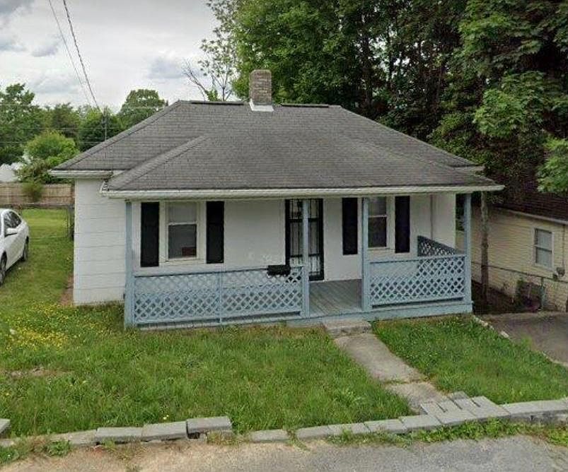 1st image of 107 Stanley St