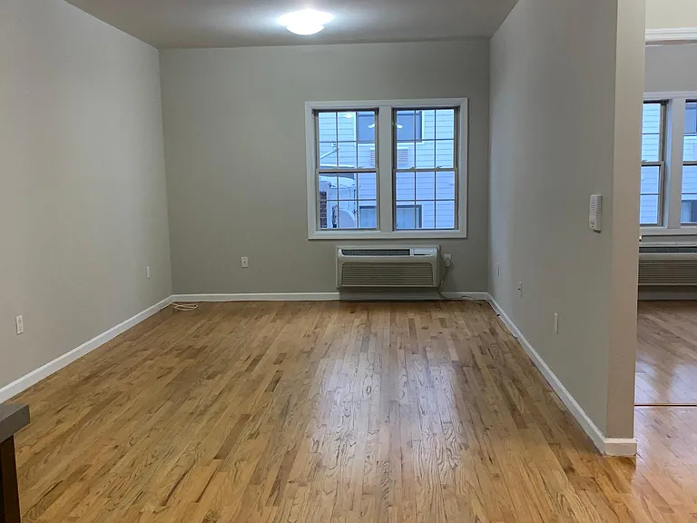 571-573 56th St #207 — Photo 9