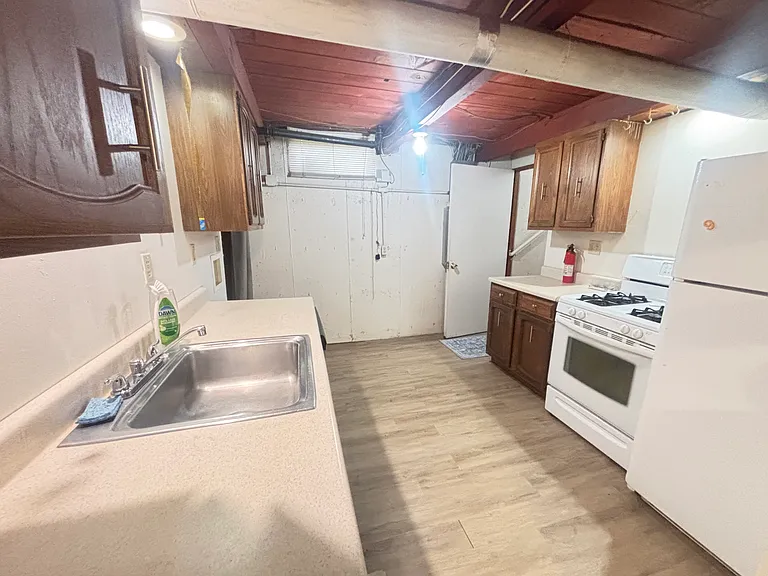 1041 SE 190th Ave #B — Photo 7
