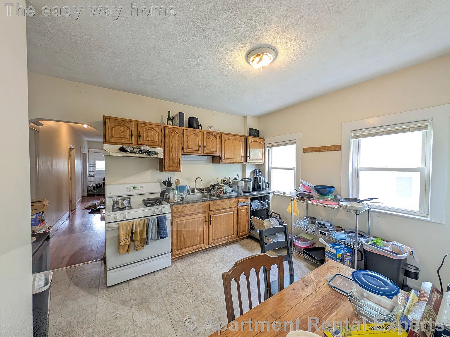 4 bed, 1494 sqft, $4,200 — Photo 1
