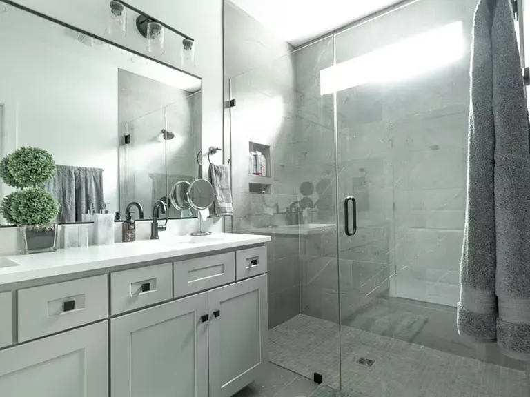 418 Moseley Dr — Photo 36