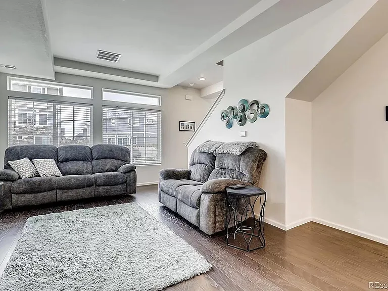 241 S Oak Hill St — Photo 5