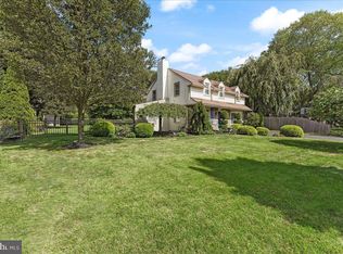 93 Homestead Rd, Wayne, PA 19087