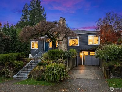 5717 37th Avenue NE, Seattle, WA, 98105