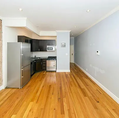 Rented by Aventana | media 10