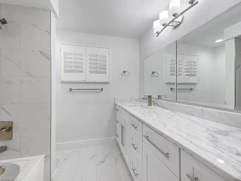 1131 Crayton Rd — Photo 18
