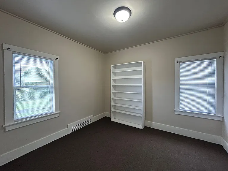 1106 N Michigan St — Photo 4