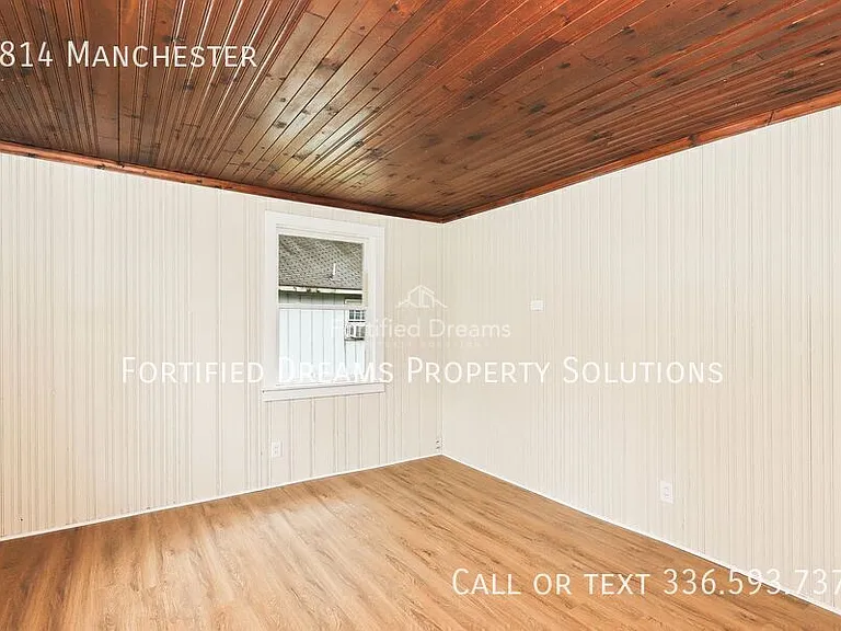 2814 Manchester St — Photo 14