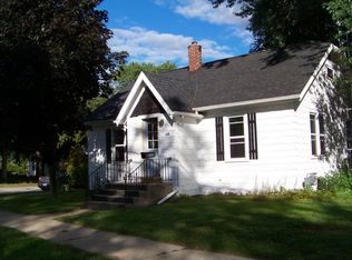 128 Anne St, Clintonville, WI 54929