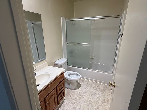 4th image of 18530 Prairie St APT 47