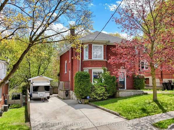 35 Francis St, Cambridge, ON N1S 1Z6