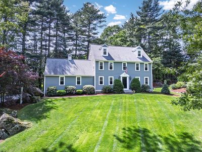 28 Old Farm Rd, Hopkinton, MA, 01748
