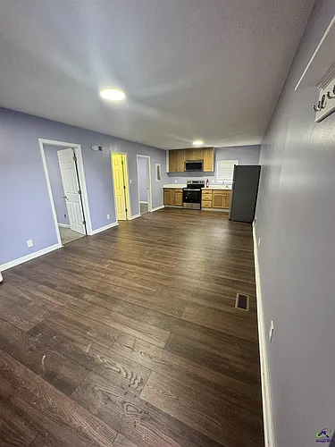 615 Elberta St Photo 1