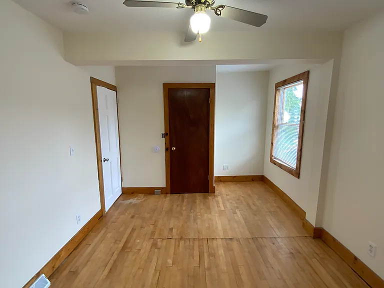 1123 N 21st Street — Photo 35