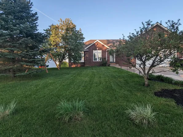 12875 Foxhill Ave N, Hugo, MN 55038