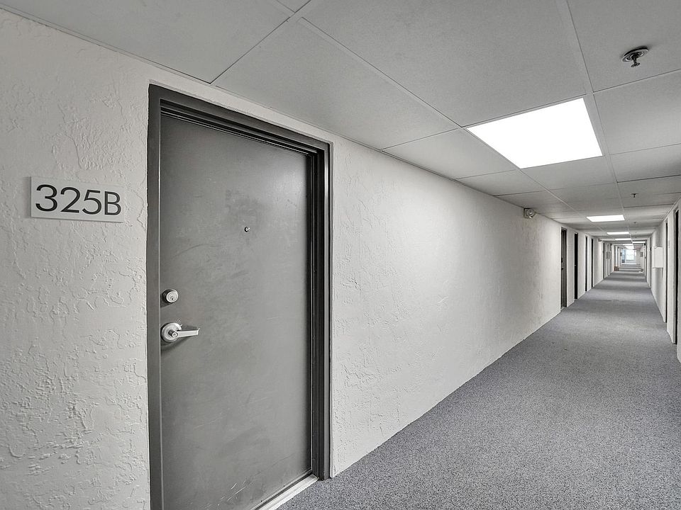 1st image of 4025 N Federal Highway #325b