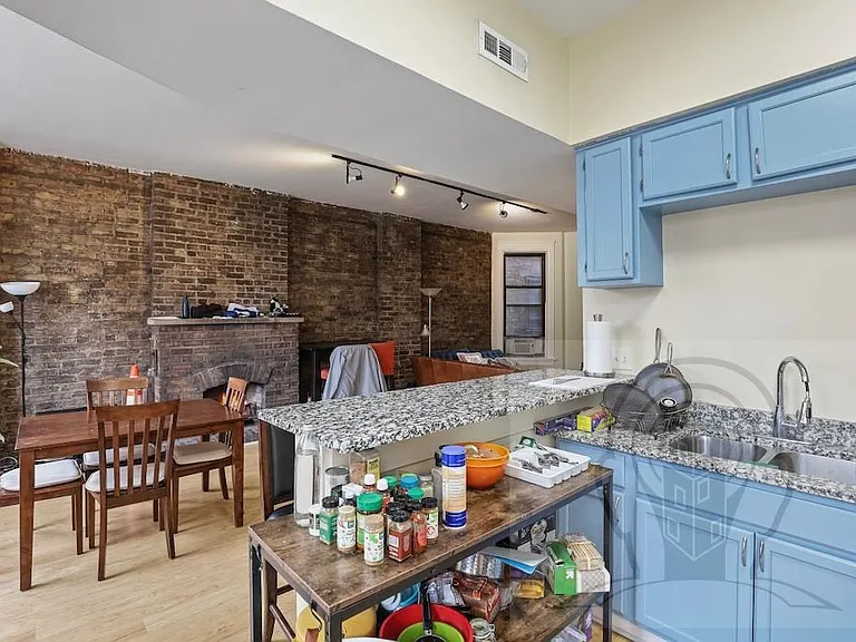 2242 N Halsted St #2 — Photo 12