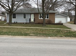508 S Devoe St, Lone Tree, IA 52755
