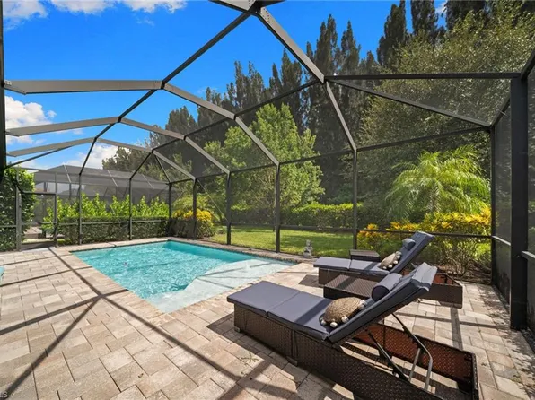 14523 Topsail Dr, Naples, FL 34114