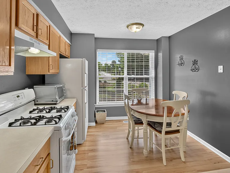 11309 Lake Meadow Ln — Photo 9
