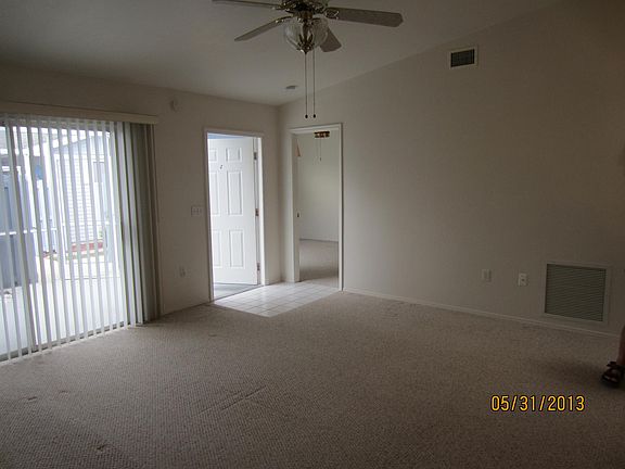 3rd image of 3300 Loveland Blvd Unit 501