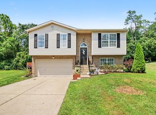 3392 Senate Pl, Hebron, KY 41048