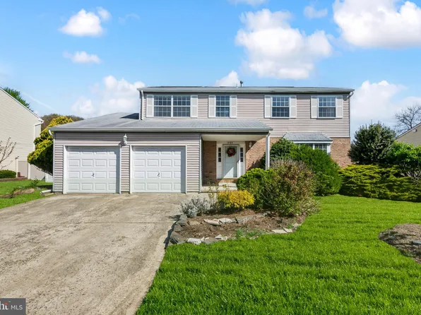 1986 Greentree Rd, Cherry Hill, NJ 08003