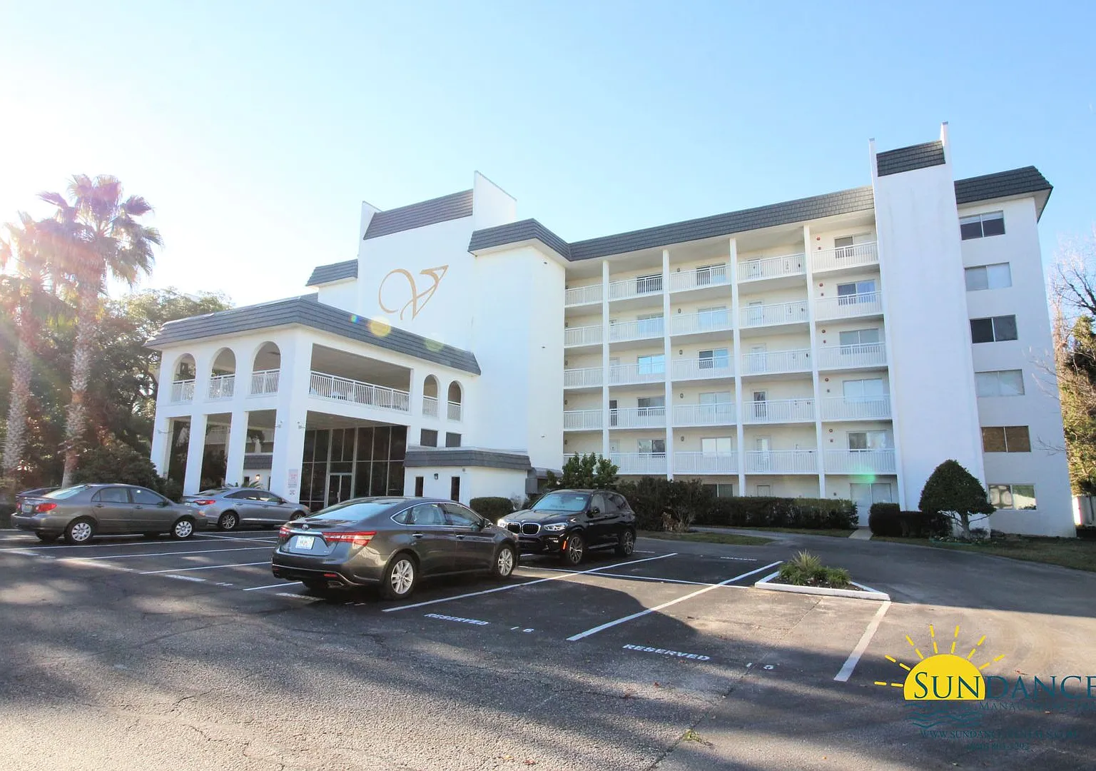 Spacious waterfront furnished condo in Destin! — Photo 2
