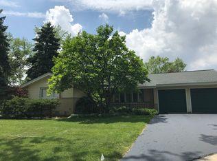 236 Placid Ct, Elk Grove Village, IL 60007