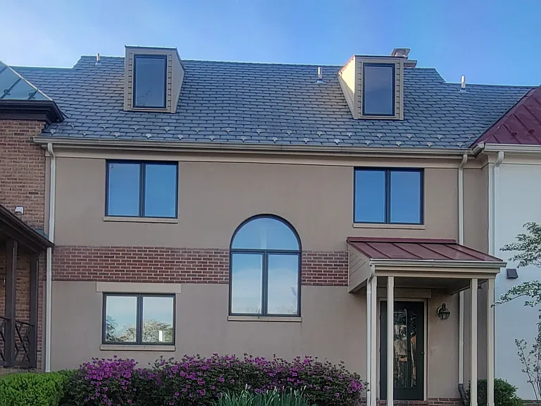 216 E Marshall St — Photo 21