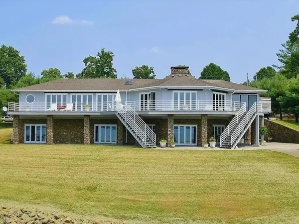 223 Anthony Ford Rd, Penhook, VA 24137