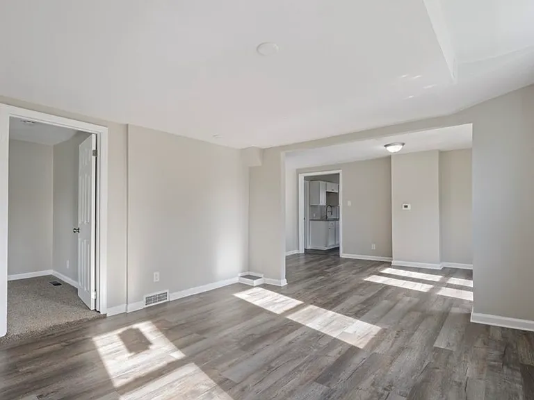 1300 Spring St #1 — Photo 3
