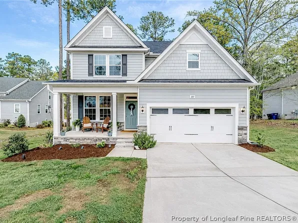 104 Foothill Ct, Sanford, NC 27330