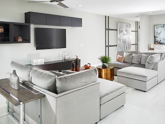 Great room ideal for entertaining