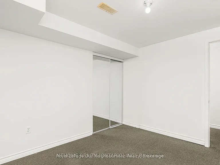 14 Tarsus Cres #2 — Photo 6