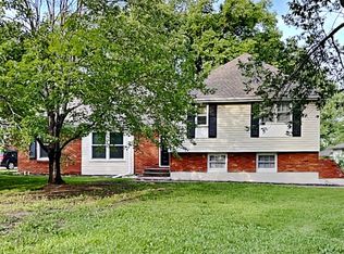 12825 Crystal Ave, Grandview, MO 64030