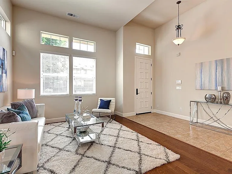 3929 Bouquet Park Ln — Photo 2