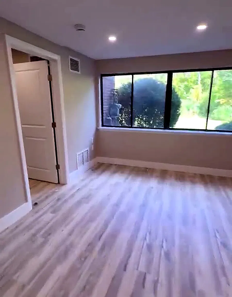 3 bed, 1100 sqft, $3,100 — Photo 1