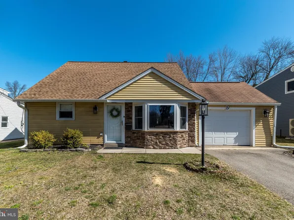 19 Fulmore Ave, Hatboro, PA 19040