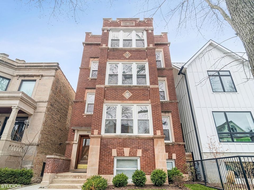 1st image of 3522 N Leavitt St #G