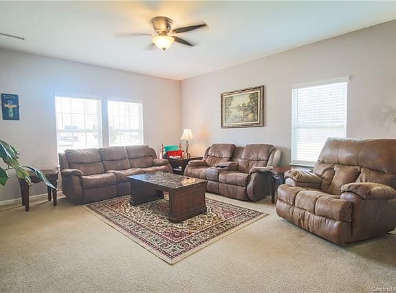 3rd image of 143 Emily Crest Ln
