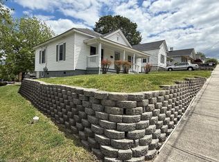 446 Durham St, Mount Airy, NC 27030