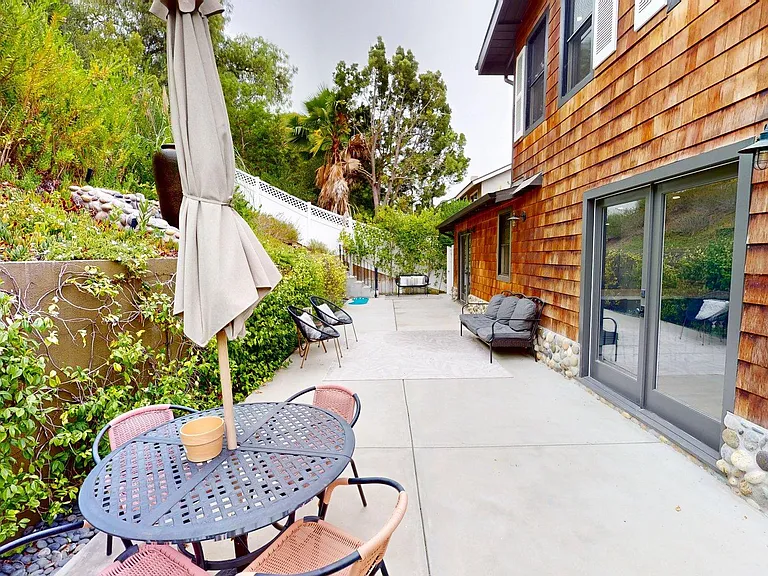 30621 Sandtrap Dr — Photo 35