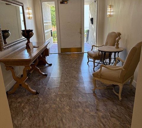 4th image of 434 S Canon Dr APT 202
