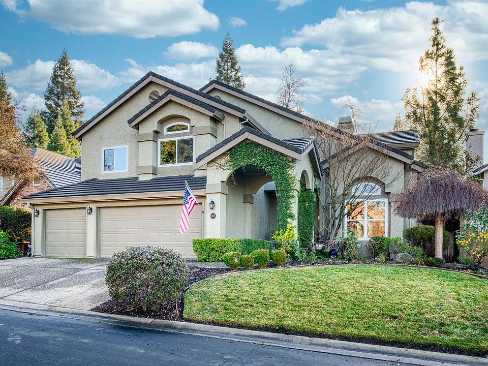 1st image of 2672 Prestwick Dr