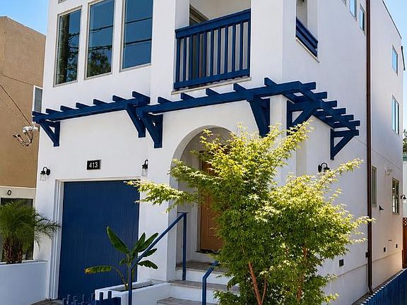 2nd image of 413 Capitola Ave