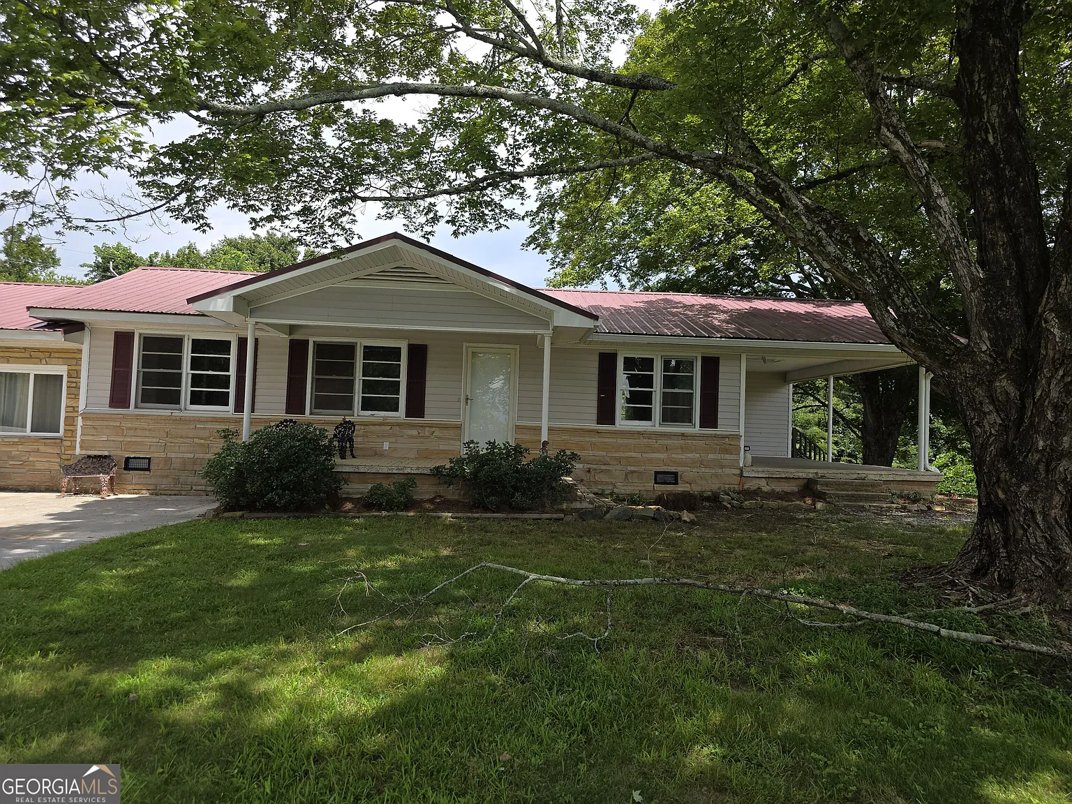 2 bed, 1.0 bath, 1200 sqft, $1,650 — Photo 2