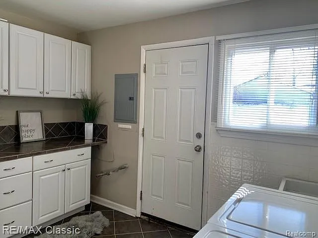 235 W Farnum Ave — Photo 14