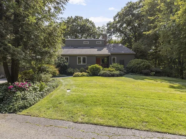 55 Solomon Pierce Rd, Lexington, MA 02420