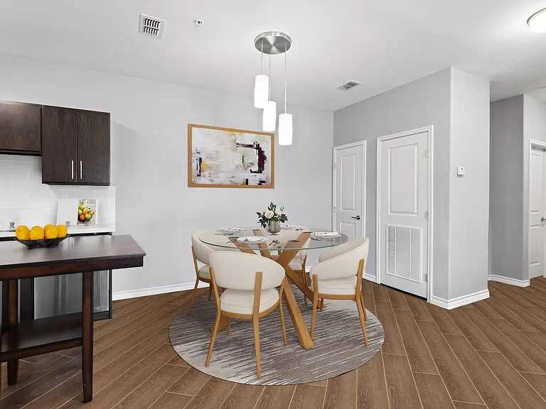Avery Village Apartments & Townhomes — Photo 9